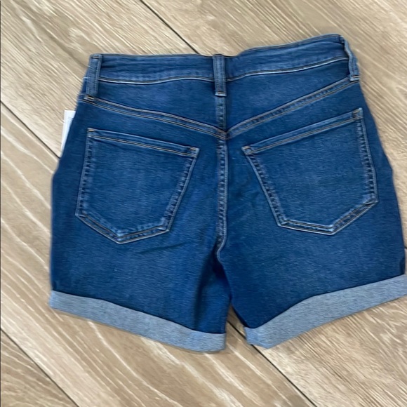 Old Navy Blue Jean Shorts High-Waisted Cuffed Wow - Picture 4 of 4